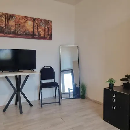 Vibrantly Styled In Όφενμπαχ